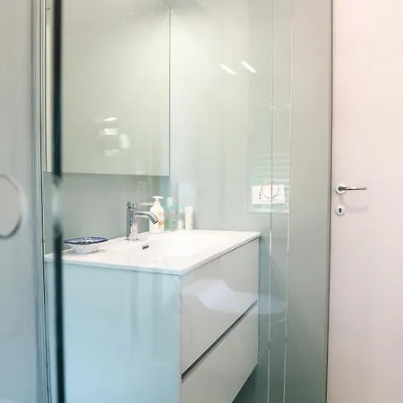 Smeralda - Luxury On The Italian Riviera Lavagna