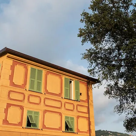 Guest house Smeralda - Luxury On The Italian Riviera Lavagna