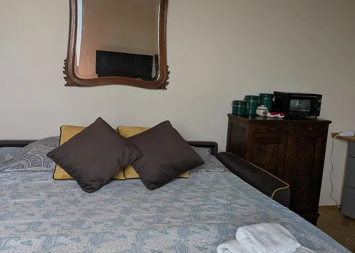 Smeralda - Luxury On The Italian Riviera Lavagna